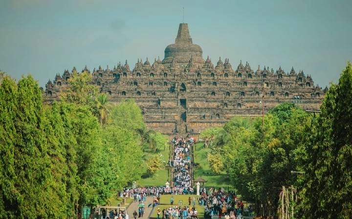 4 Alasan Candi Borobudur Jadi Pusat Umat Buddha Dunia Saat Waisak