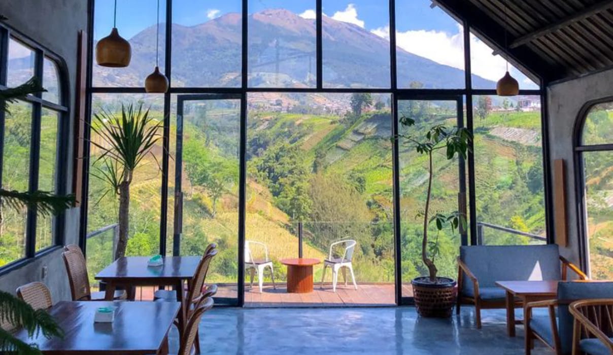 5 Tempat Ngopi Terbaik di Boyolali! Langsung Disuguhi View Gunung Merbabu Merapi