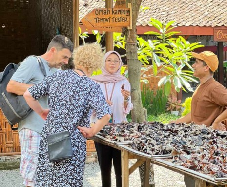 Mengunjungi Wisata Edukasi Jamur Borobudur yang Jadi Primadona Turis Mancanegara