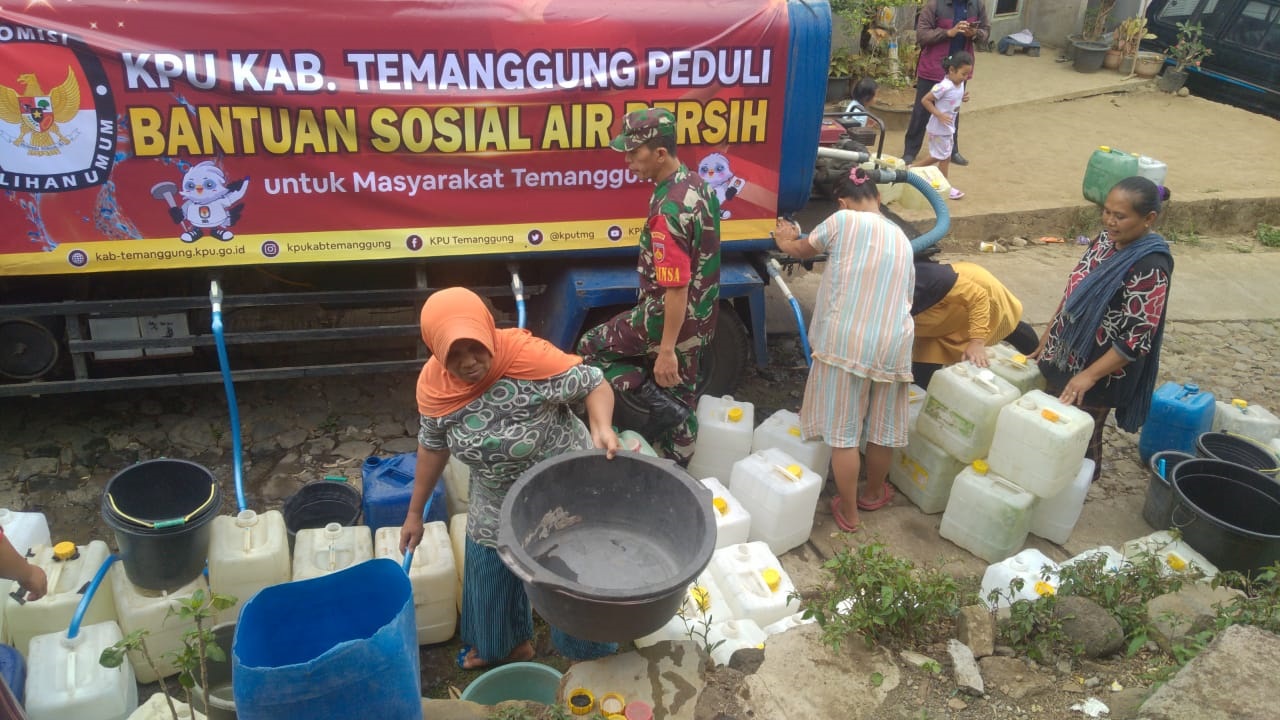 KPU Bantu Air Bersih di 11 Kecamatan di Temanggung