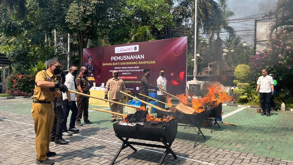 Cegah Penyalahgunaan, Kejari Magelang Musnahkan Hampir Setengah Kilo Sabu