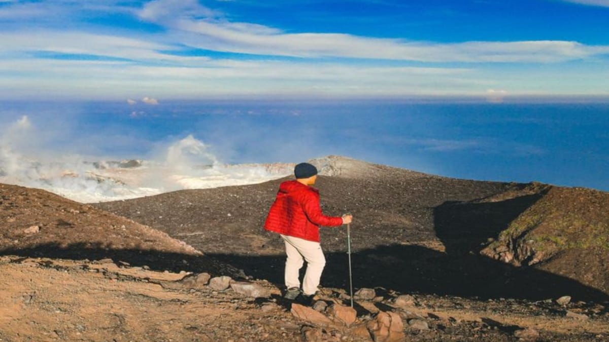 Pendakian Gunung Slamet : Petualangan Menyongsong Awal Tahun yang Penuh Tantangan!