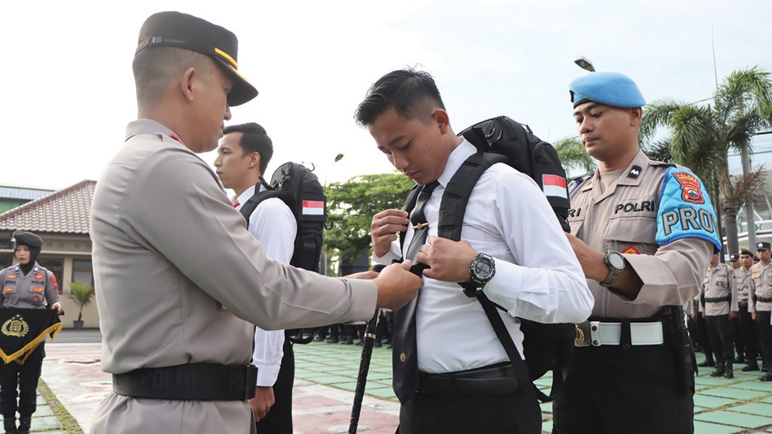Ratusan Personel Polres Purworejo Diterjunkan Amankan TPS, Kapolres Minta Jaga Netralitas Selama Bertugas