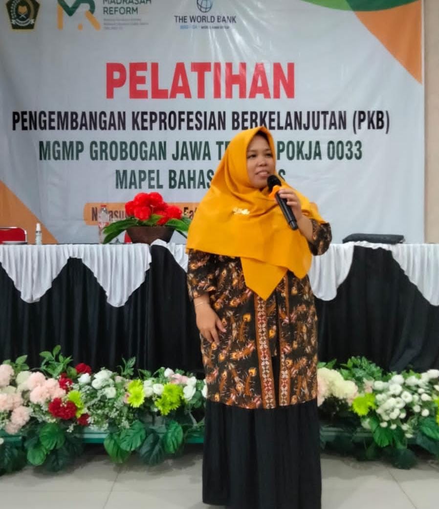 Hebat! Guru di Magelang Raih Penghargaan Sebagai Guru Berprestasi Tingkat Nasional