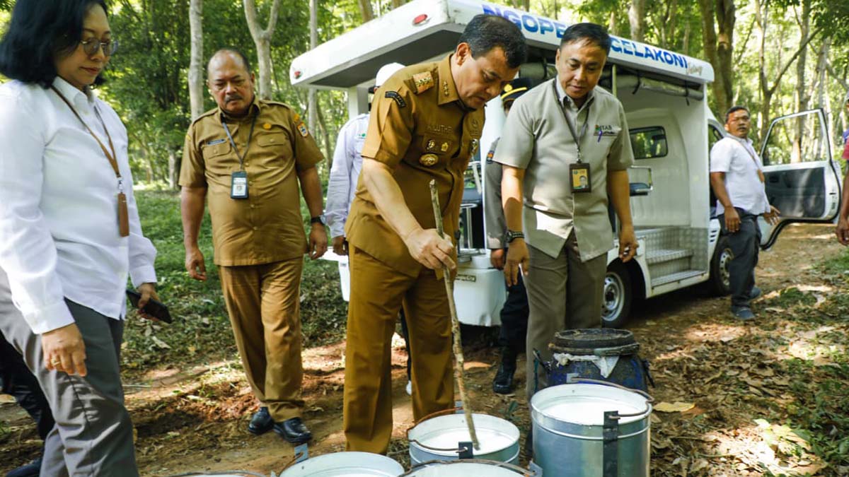 Gubernur Ahmad Luthfi Ingatkan Implementasi Pengendalian Inflasi Harus Sentuh Masyarakat