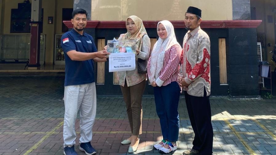 Lazismu Kota Magelang Terima Donasi Kemanusiaan Rp32 Juta dari SD Mutual 1