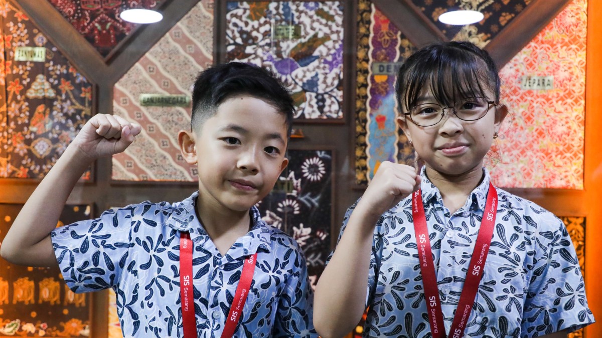 Dua Talenta Muda Jateng Raih Juara Internasional Matematika dan Olahraga
