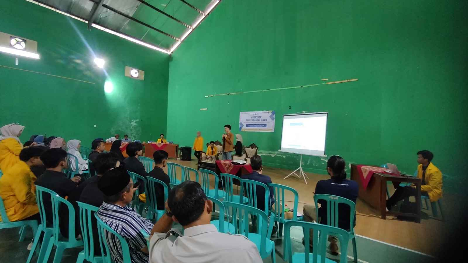 KKN Untidar Magelang Latih UMKM dan Digitalisasi Produk