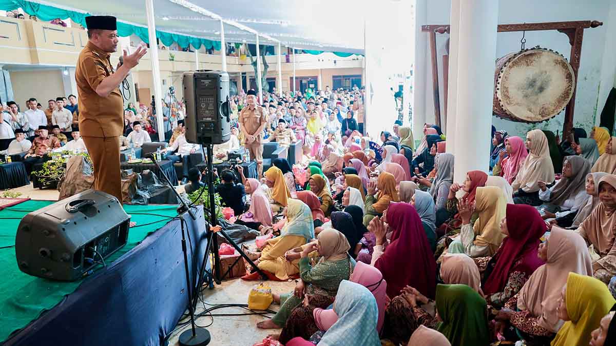 Hadiri Haul ke-66 KH Dalhar, Ahmad Luthfi Ajak Warga Teladani Semangat Nasionalisme