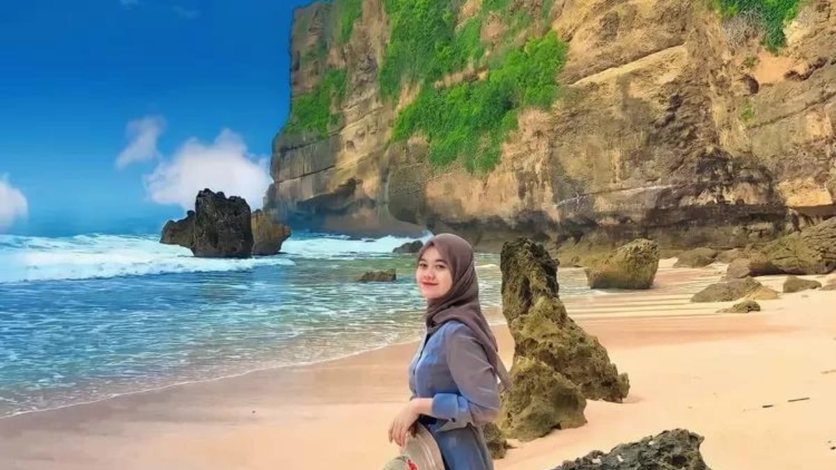 Ada Lagi Nih! Pantai Karang Payung Di Wonogiri Jadi Destinasi Wisata Murah Yang Menawan