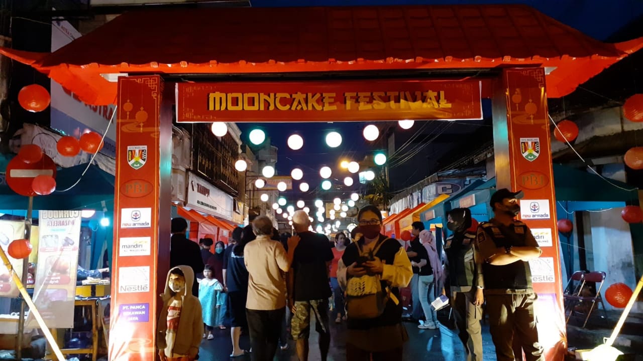 Festival Kue Bulan Sukses Angkat UMKM Kota Magelang