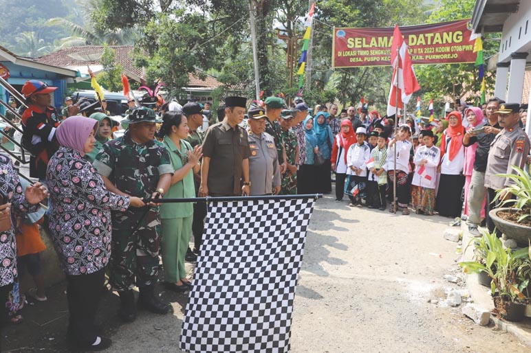 Karnaval Warga Warnai Penutupan TMMD Sengkuyung II Di Purworejo