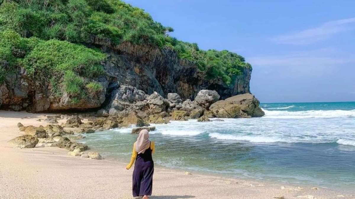 Yuk Intip Keindahan Pantai Tersembunyi di Gunungkidul, Masih Jarang di Ketahui Wisatawan Loh!