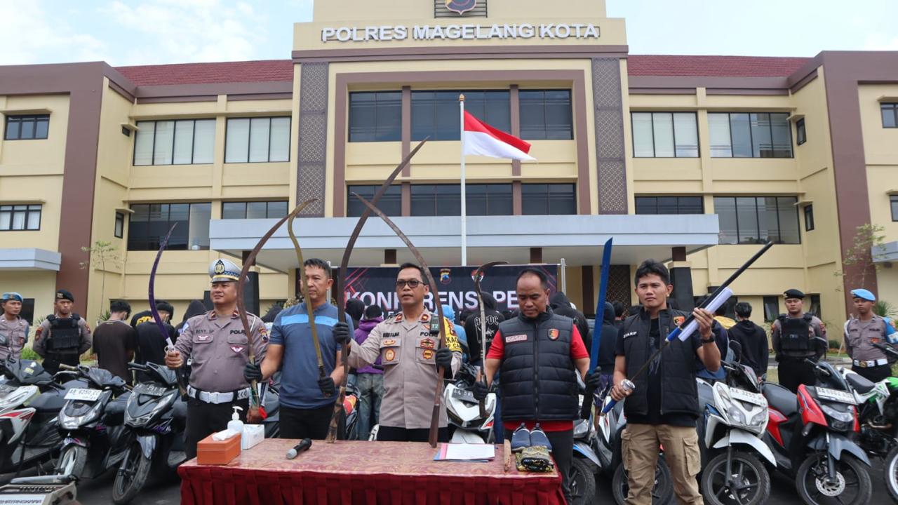 Polres Magelang Kota Amankan 35 Remaja Bawa Sajam Hendak Tawuran