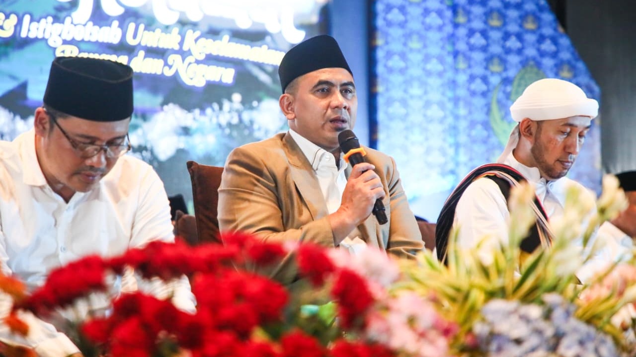 Taj Yasin Hadiri Jateng Bersholawat MAJT, Ajak Doa Bersama untuk Korban Bencana