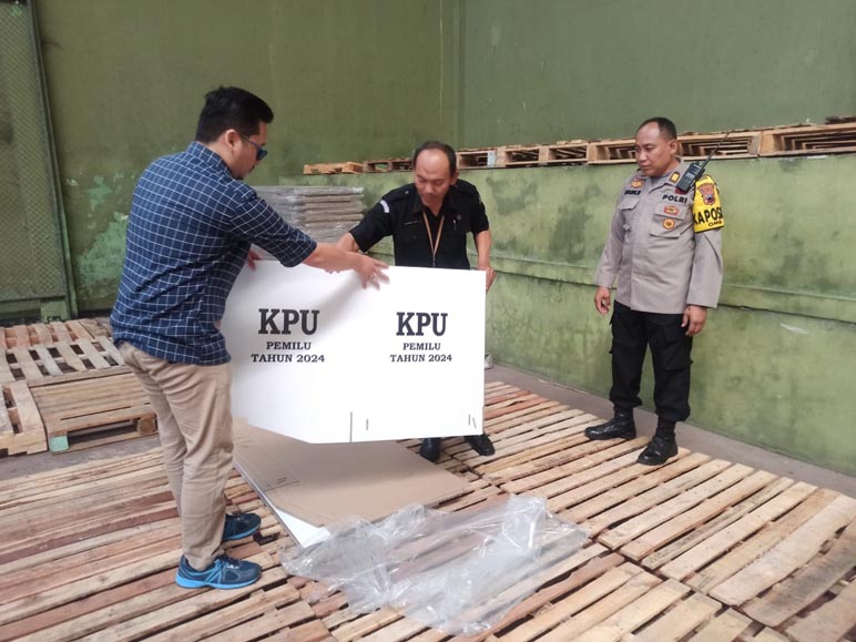  KPU Temanggung Mulai Terima Logistik Pemilu