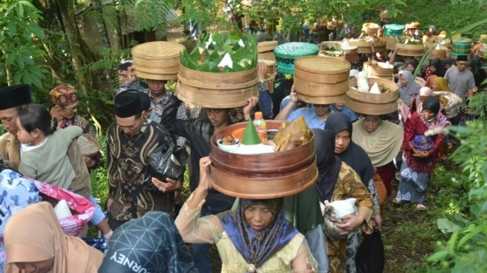 Tradisi Nyadran Desa Kledung, Wujud Syukur Warga Lereng Sindoro atas Sumber Air yang Tak Pernah Surut