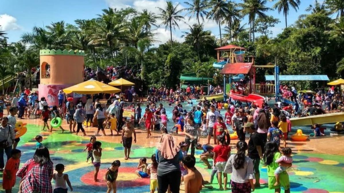 Wisata Padusan di Pikatan Waterpark Temanggung: Tradisi Membersihkan Diri Menjelang Bulan Ramadhan