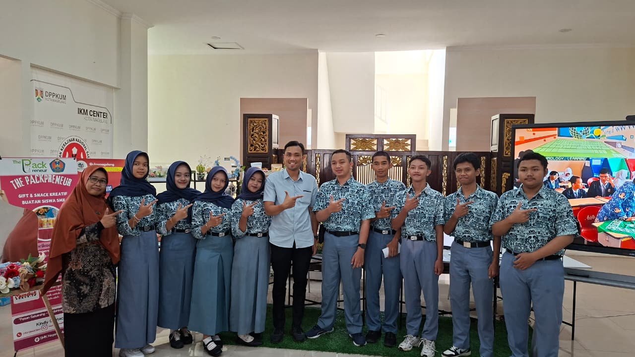 SMK Negeri 2 Magelang Pamerkan Tiga Inovasi Siswa di IKM Center, dari Aplikasi Presensi hingga UMKM Digital