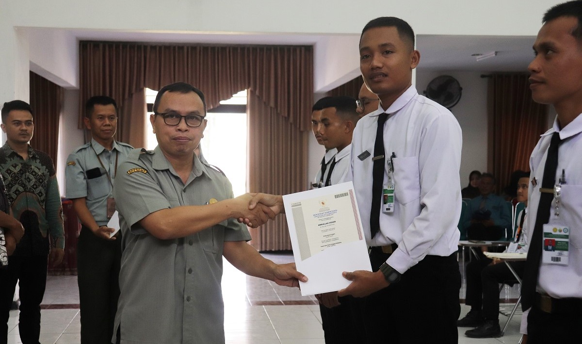 Komitmen Cetak SDM Unggul, Lulusan Polbangtan Kementan Dibekali Sertifikat Kompetensi
