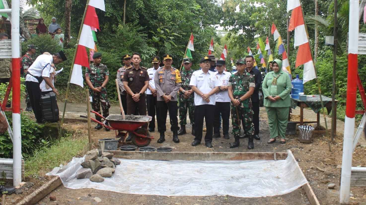 TMMD 2025 di Purworejo: Bangun Jalan Beton, Hidupkan Kembali Lumbung Padi Gogo