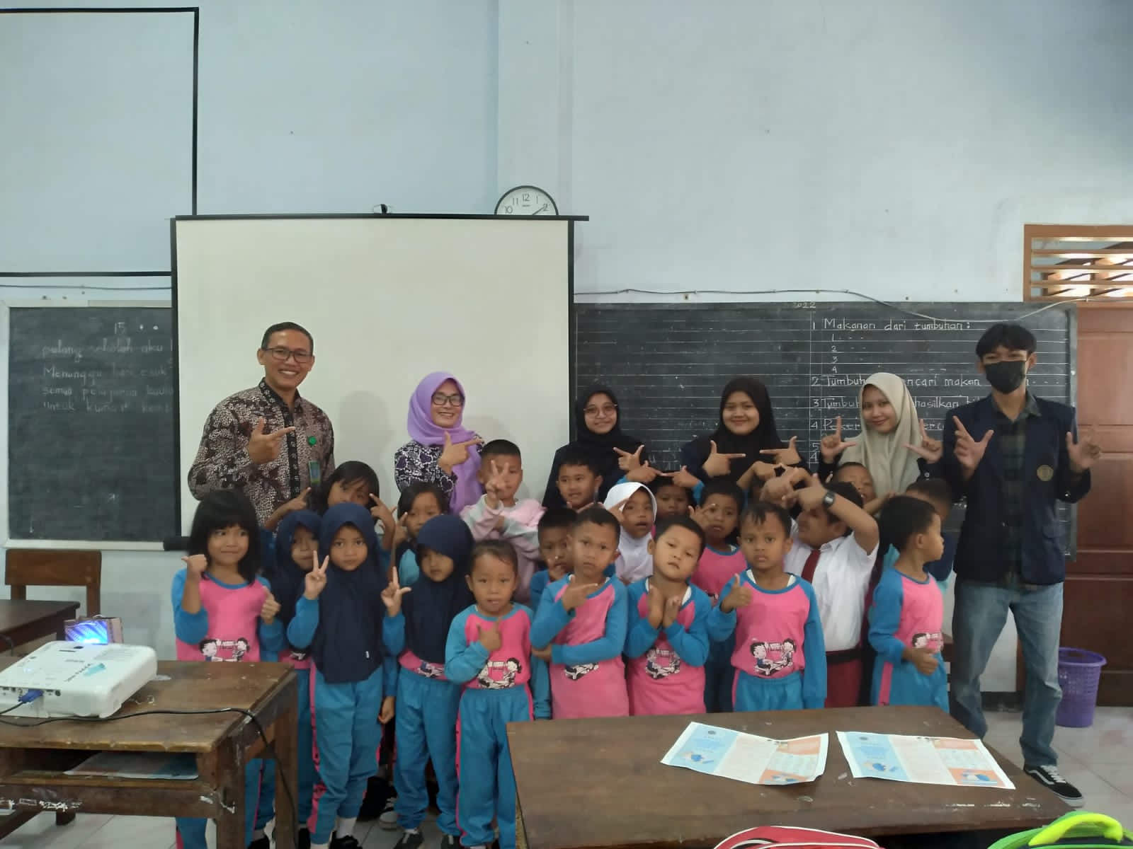 Tim PPMT Unimma Bantu Wujudkan Sekolah Sehat di SD Negeri Pager Candimulyo Magelang