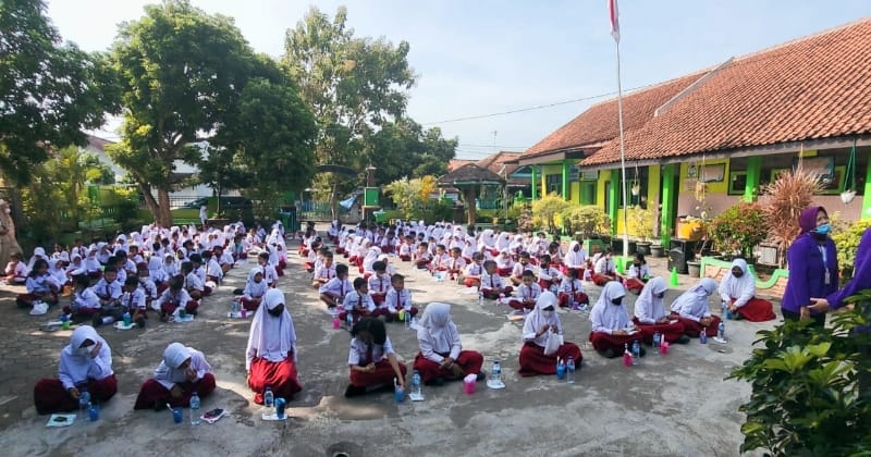 PDGI Purworejo Fasilitasi Sosialisasi dan Aksi Sikat Gigi Massal, Ribuan Pelajar SD Diajak Peduli Kesehatan