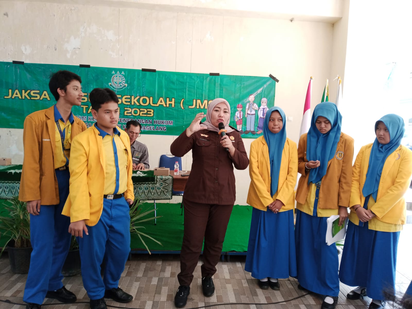 Jaksa Datangi Sekolah: Tingkatkan Kesadaran Hukum Siswa SMP Mutual Magelang 