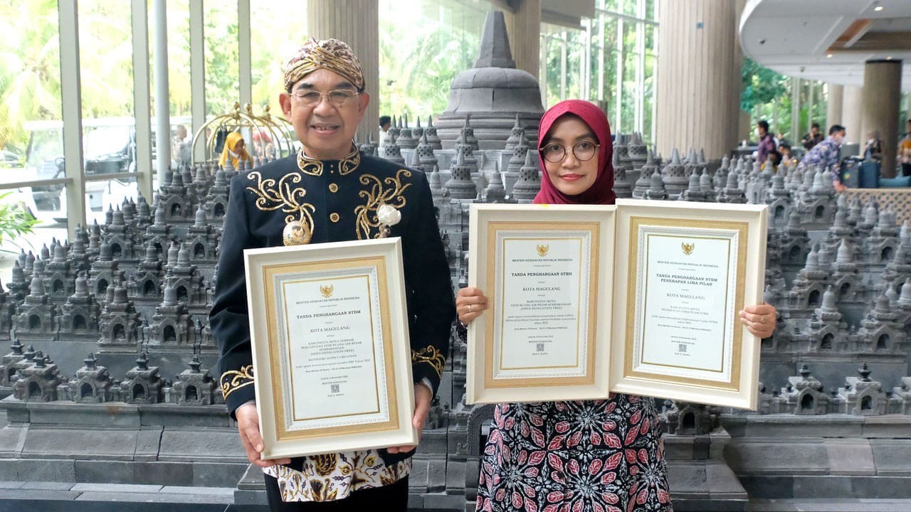 Kota Magelang Borong 6 Penghargaan Sanitasi Total Berbasis Masyarakat Award 2022