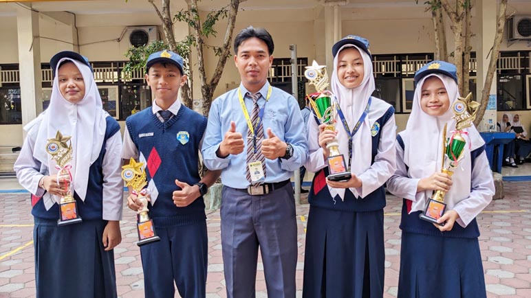 4 Siswa SMP Mutual Kota Magelang Bawa Pulang Juara dari Ajang Tingkat Provinsi Jateng