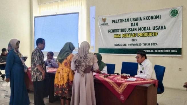 Puluhan Mualaf Produktif di Purworejo Diberi Pelatihan dan Modal Kerja 