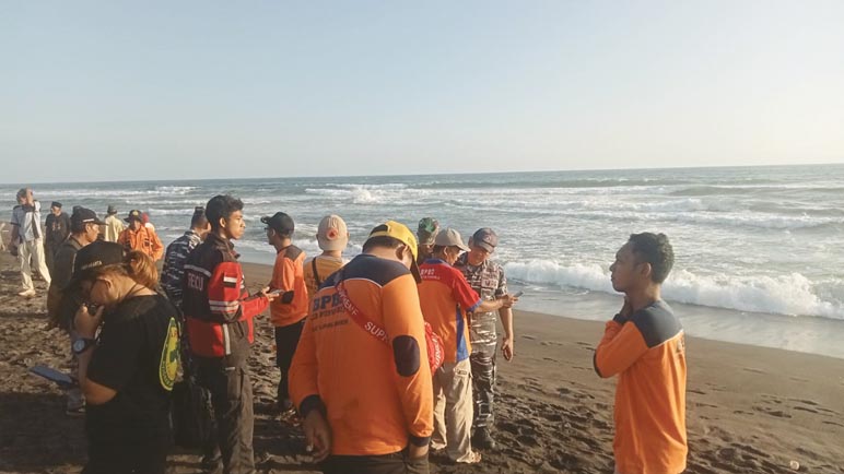 Remaja 17 Tahun Hilang Terseret Ombak di Pantai Dewaruci Purworejo