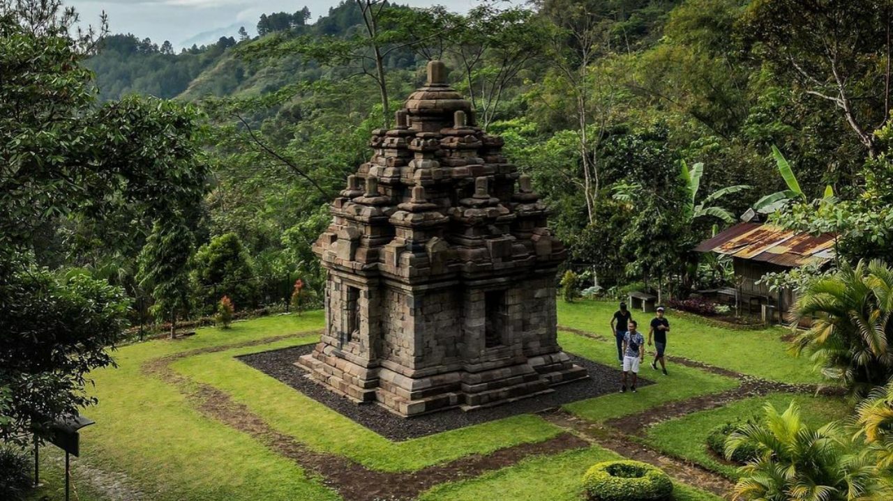 Aturan Berwisata di Candi Selogriyo Magelang dan Sejarah Singkatnya yang Bermula dari Penemuan Belanda!