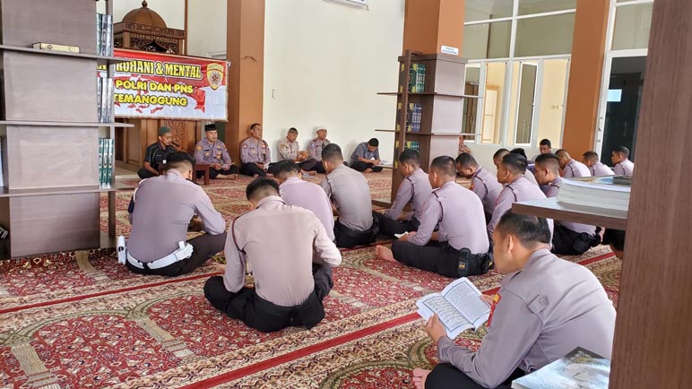 Polres Temanggung Gelar Yasinan dan Doa Tiap Kamis, Binrohtal Bentuk Karakter Polisi yang Humanis