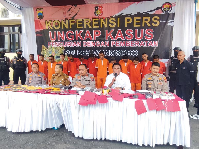 15 Pencopet HP saat Malam Tahun Baru di Wonosobo Dibekuk, Modus Menabrak hingga Menarik