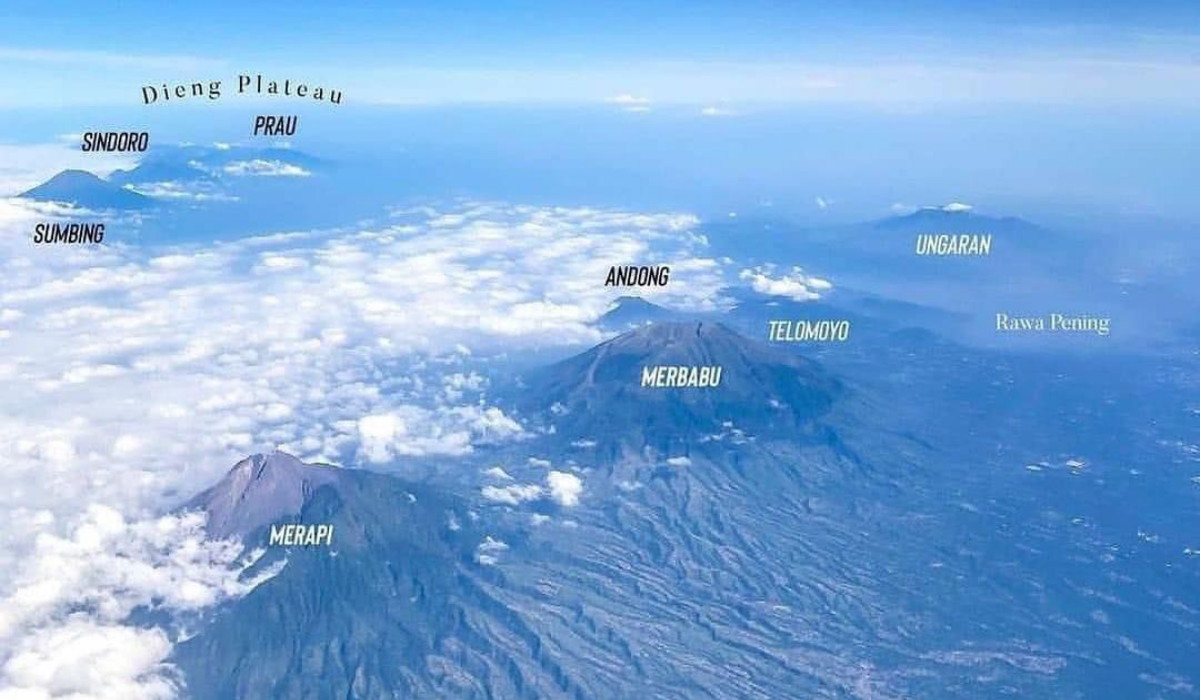 Ini Dia Pesona 10 Puncak Gunung yang Menjadi Atap Jawa Tengah! Dari Sindoro, Bismo, Hingga Telomoyo