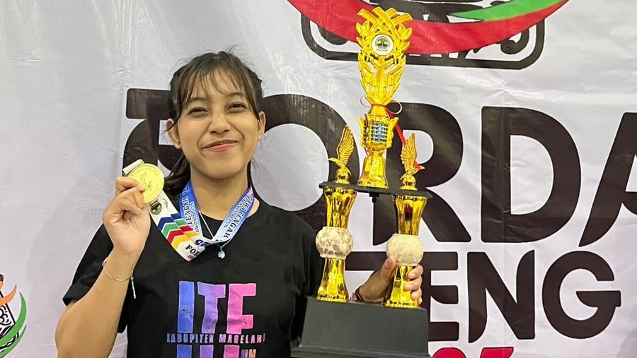 Kayla Nur Juveyna Raih Juara Forda 2025, Siswi SMK Negeri 3 Magelang Ini Terus Ukir Prestasi Taekwondo