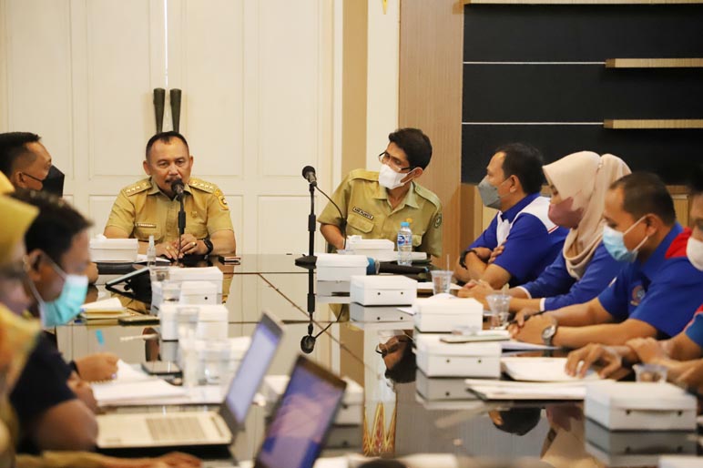 KSPSI Beber Persoalan Buruh di Depan Bupati, Mulai Hak hingga UMK 2023