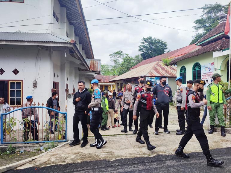 Tuntut Transparasi Keuangan Desa, Warga Sumberwulan Wonosobo Geruduk Kantor Desa