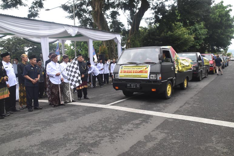 HAB ke-77, Kemenag Wonosobo Tebar 12 Ton Beras untuk Warga Miskin