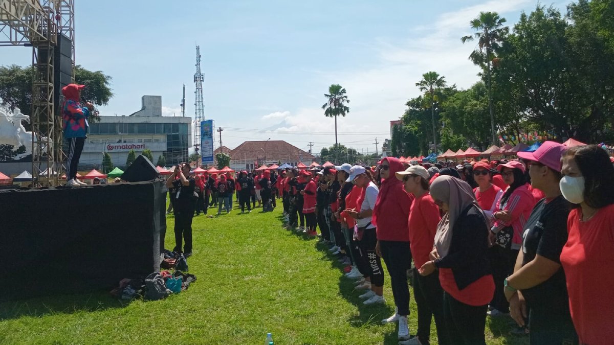 Kampanye Terbuka Paslon Damai Kota Magelang, Ribuan Massa Meriahkan Pesta Rakyat