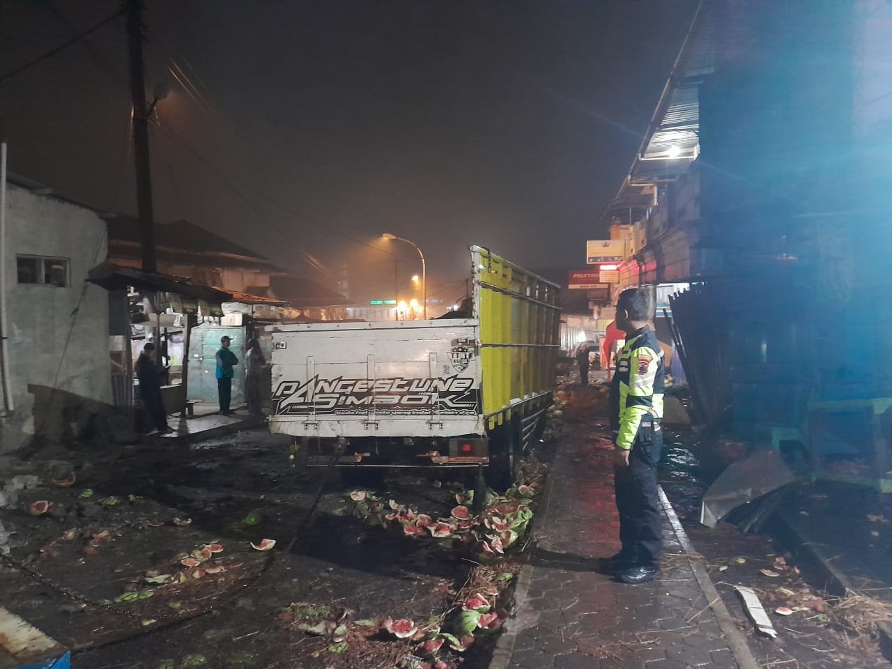 Truk Semangka 6 Ton Kecelakaan di Wonosobo, Diduga Akibat Rem Blong