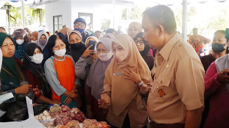Berbagai Sembako Murah Dijual di Bazar Pangan, di DKPP Purworejo