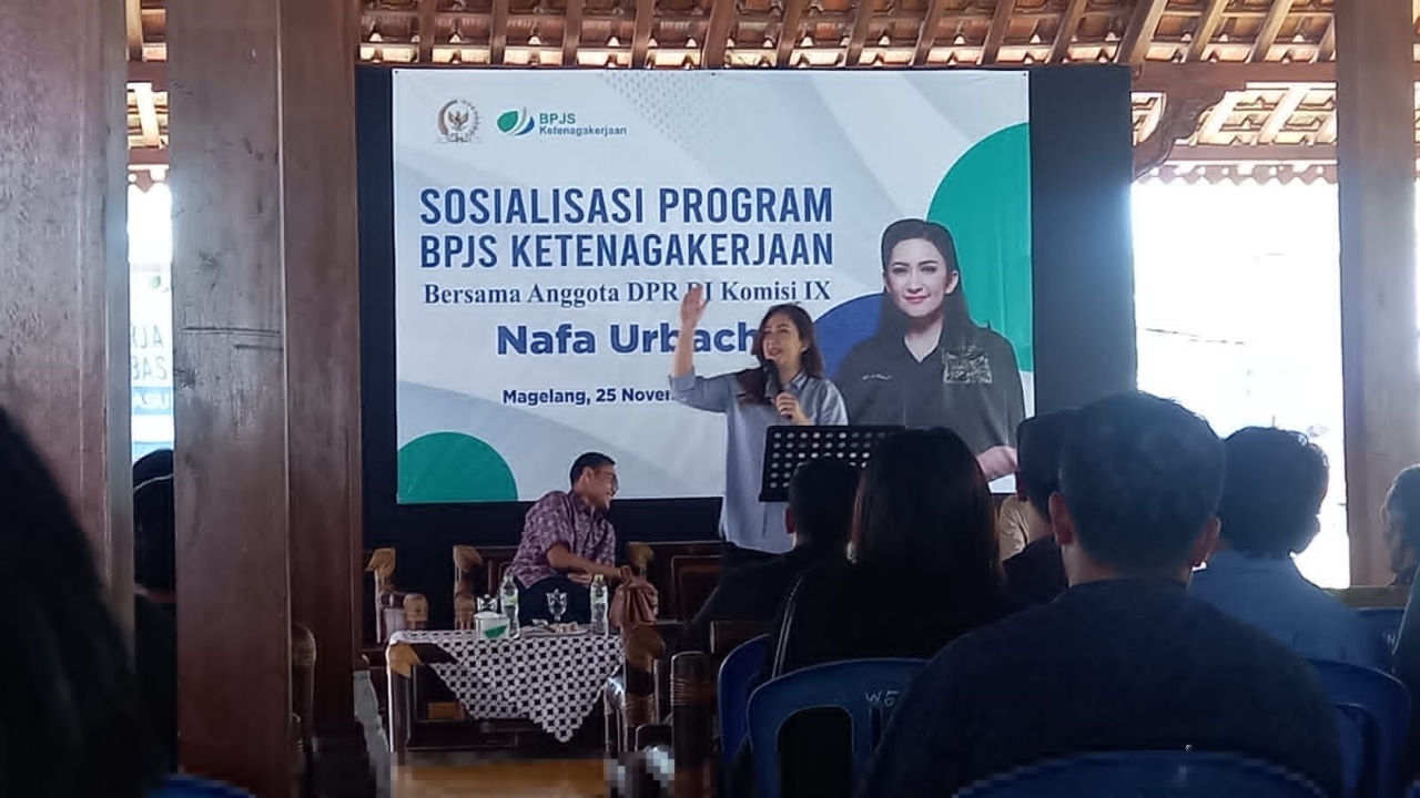 Di Magelang Nafa Urbach Ajak Warga Jadi Peserta BPJS Ketenagakerjaan