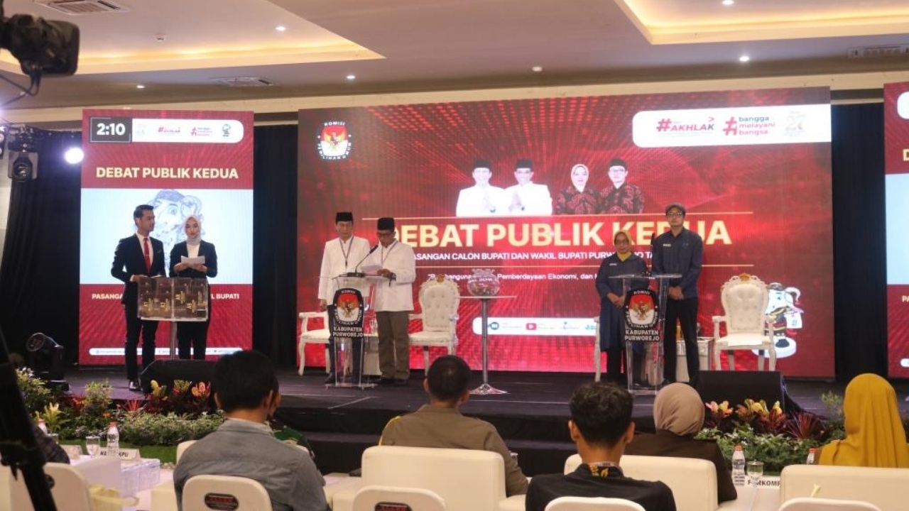 Usai Berdebat Sengit, Dua Paslon di Purworejo Ajak Masyarakat Sambut Pilkada Riang Gembira