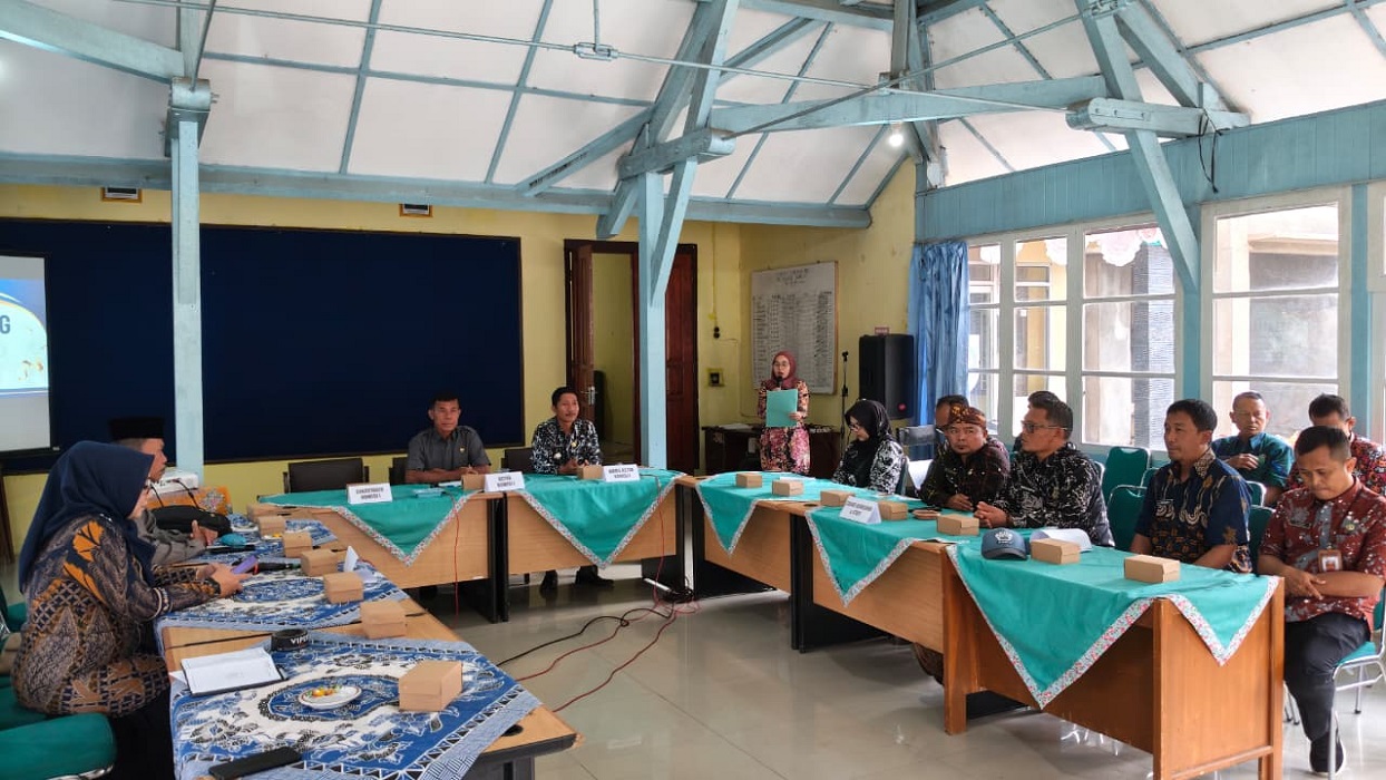 Ribuan Warga Sawangan Terisolasi, DPRD Tegal Desak Pemkab Segera Bangun Jalan