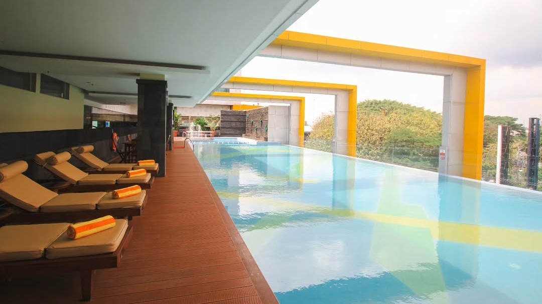 Rekomendasi Penginapan dengan Rooftop Pool di Magelang