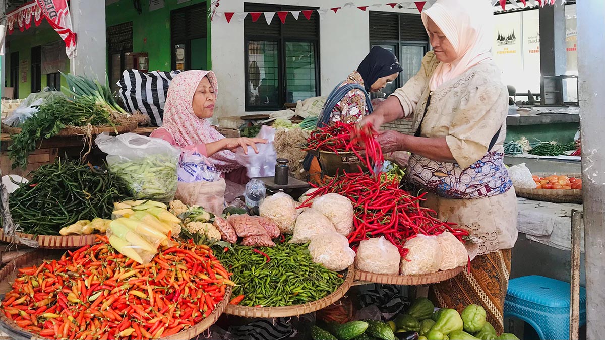 Stok Menipis, Harga Cabai Rawit Merah di Pasar Rejowinangun Kota Magelang Tembus Rp45 Ribu