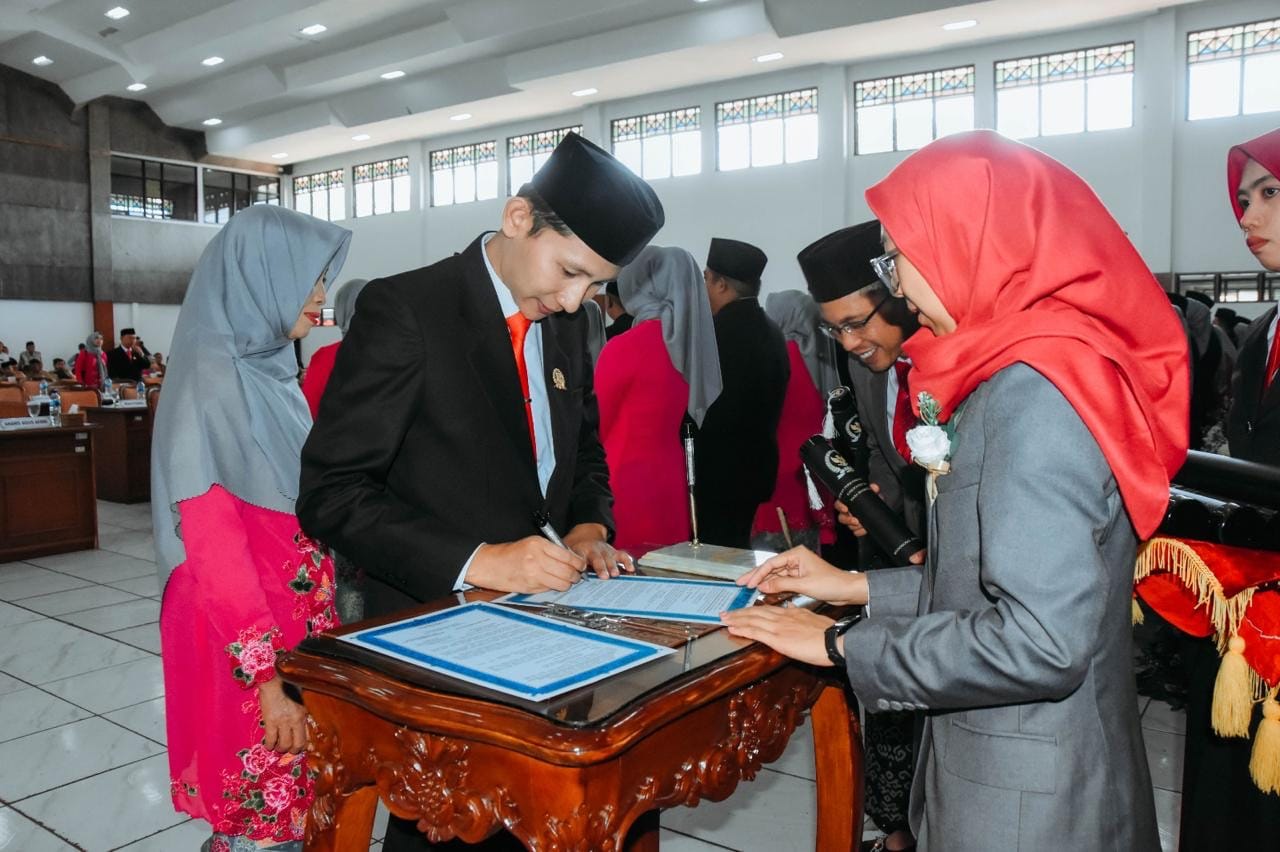 45 Anggota DPRD Wonosobo Disumpah, Utamakan Kepentingan Rakyat