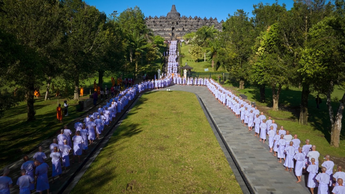 Borobudur Dipacu Jadi Wisata Religi Umat Buddha Indonesia dan Dunia 